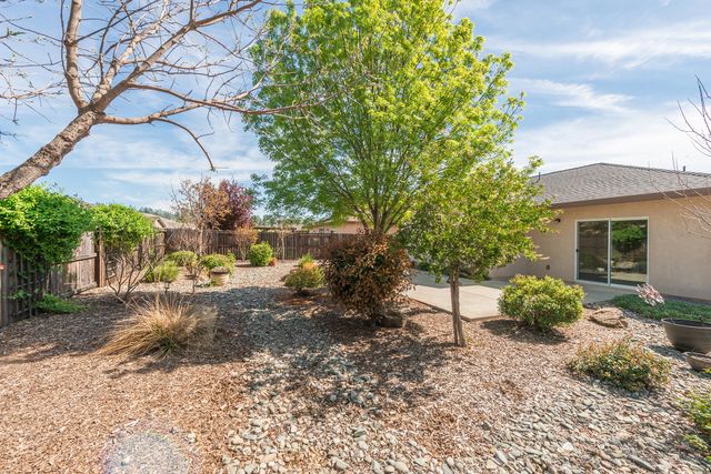 3326 Hotlam Road, Redding, CA 96002