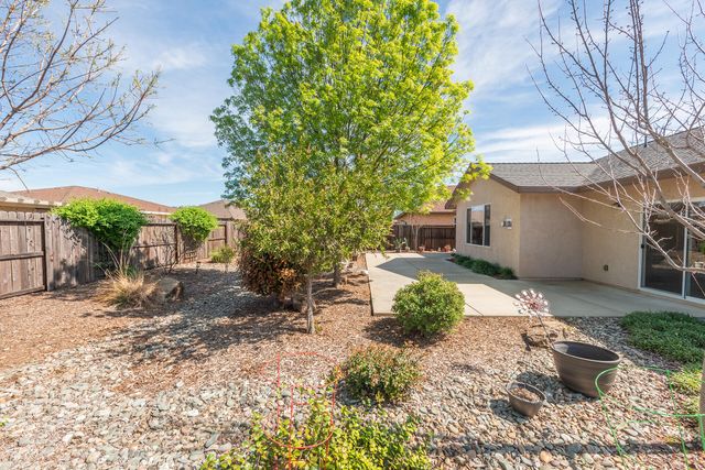 3326 Hotlam Road, Redding, CA 96002