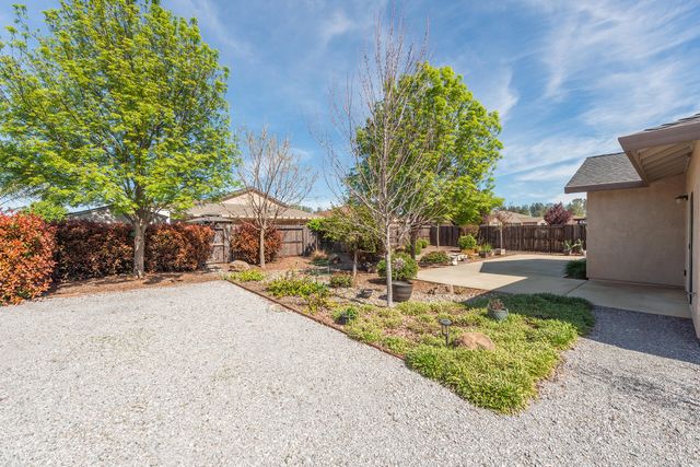 3326 Hotlam Road, Redding, CA 96002