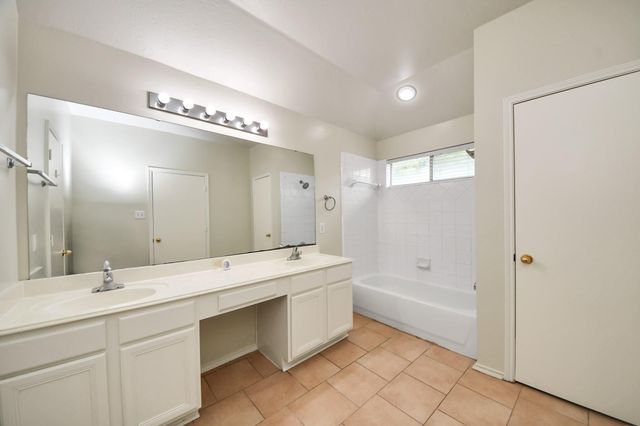 4235 Custer Creek Drive, Missouri City, TX 77459