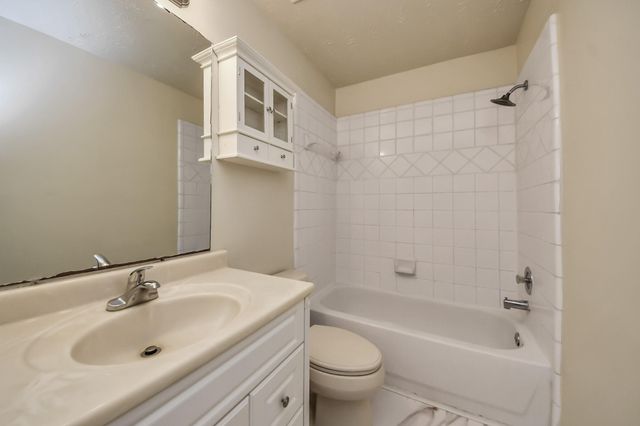 4235 Custer Creek Drive, Missouri City, TX 77459