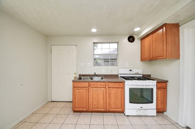 4235 Custer Creek Drive, Missouri City, TX 77459