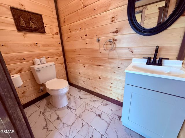 846 Blue Herring Way, Sevierville, TN 37876