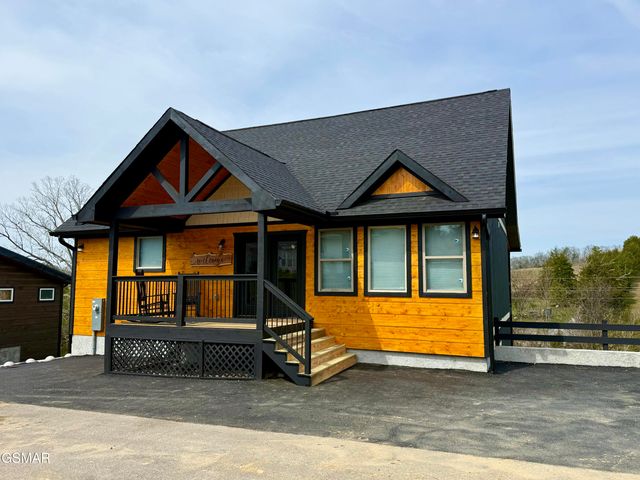 846 Blue Herring Way, Sevierville, TN 37876