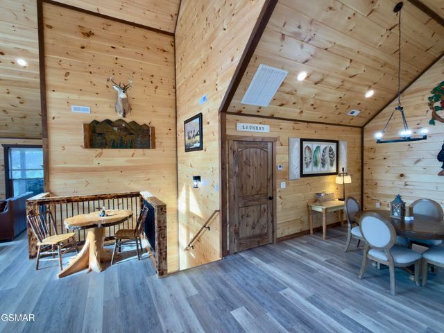 846 Blue Herring Way, Sevierville, TN 37876