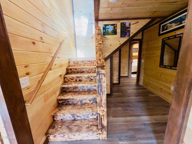 846 Blue Herring Way, Sevierville, TN 37876