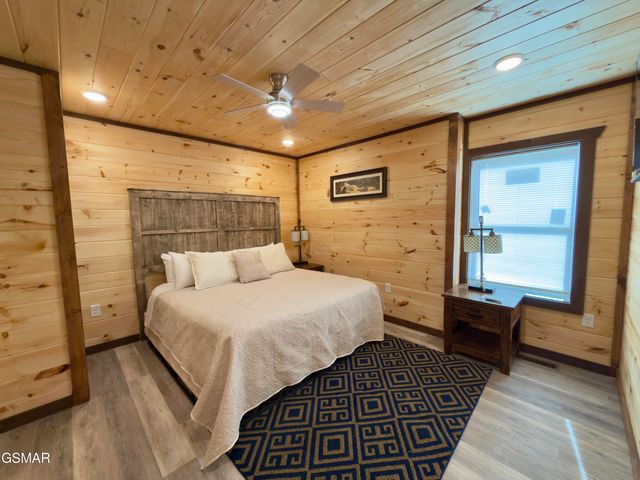 846 Blue Herring Way, Sevierville, TN 37876