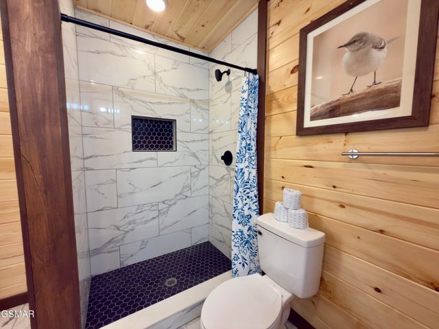 846 Blue Herring Way, Sevierville, TN 37876