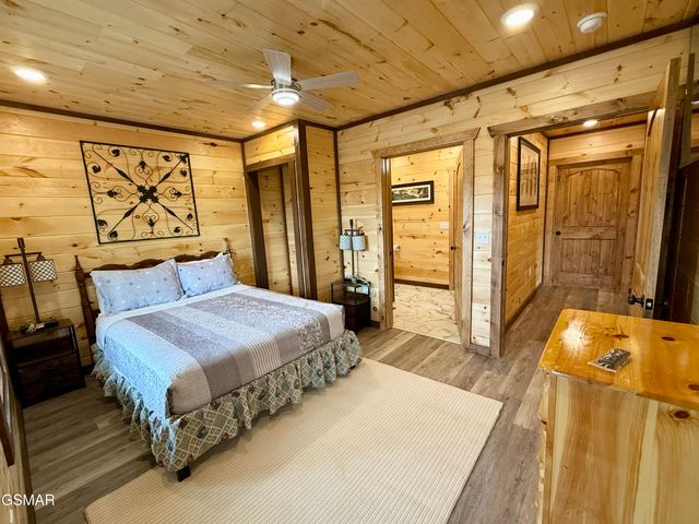 846 Blue Herring Way, Sevierville, TN 37876