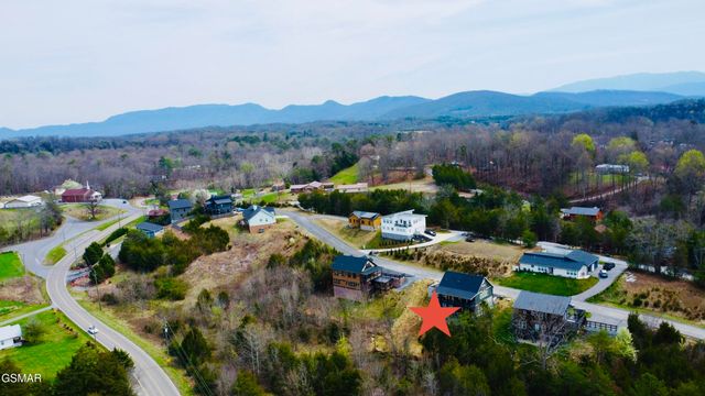 846 Blue Herring Way, Sevierville, TN 37876