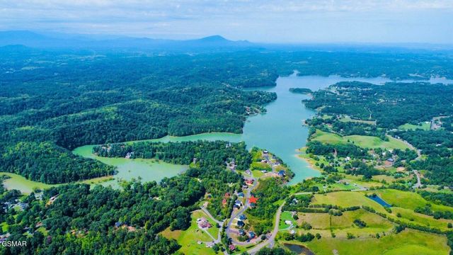 846 Blue Herring Way, Sevierville, TN 37876