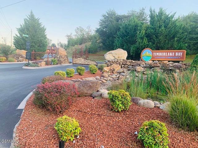 846 Blue Herring Way, Sevierville, TN 37876