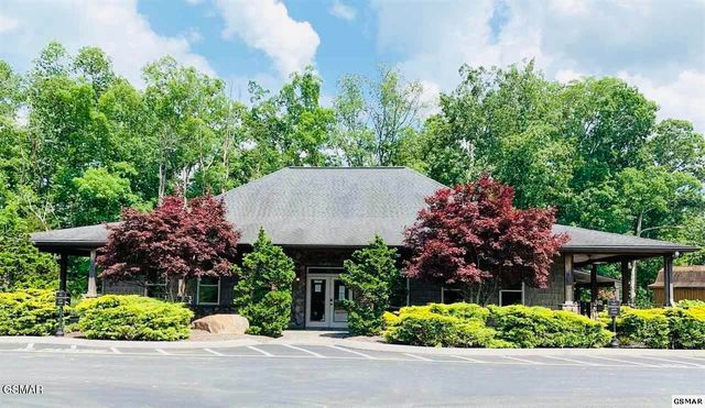 846 Blue Herring Way, Sevierville, TN 37876