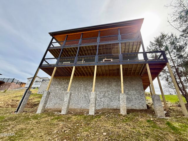 846 Blue Herring Way, Sevierville, TN 37876