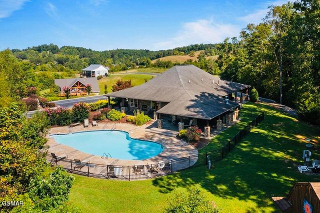 846 Blue Herring Way, Sevierville, TN 37876