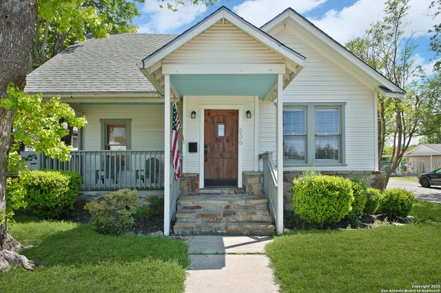 636 W Hollywood Ave., San Antonio, TX 78212