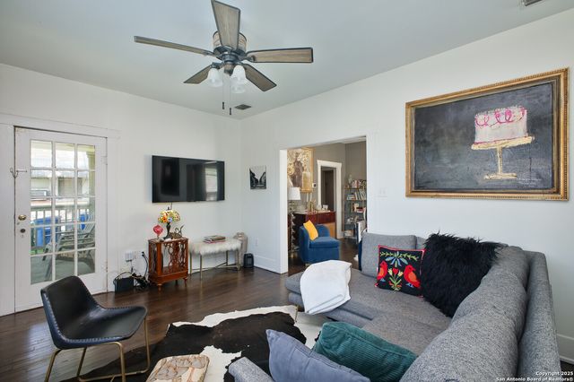 636 W Hollywood Ave., San Antonio, TX 78212