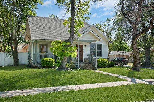 636 W Hollywood Ave., San Antonio, TX 78212