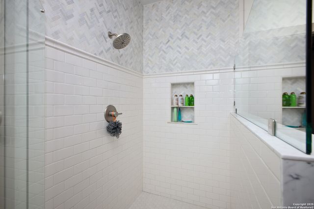 636 W Hollywood Ave., San Antonio, TX 78212