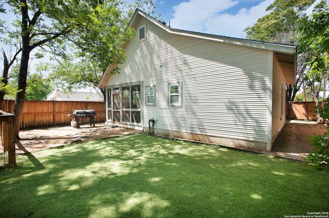 636 W Hollywood Ave., San Antonio, TX 78212