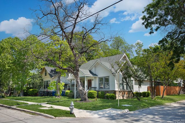 636 W Hollywood Ave., San Antonio, TX 78212