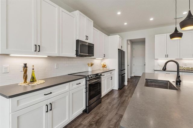 415 N DIXIE DRIVE, Howey In The Hills, FL 34737