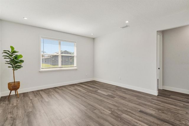 415 N DIXIE DRIVE, Howey In The Hills, FL 34737