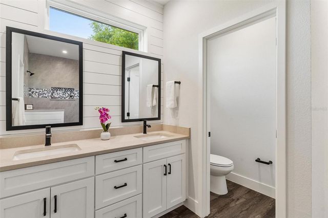 415 N DIXIE DRIVE, Howey In The Hills, FL 34737