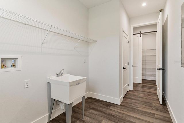 415 N DIXIE DRIVE, Howey In The Hills, FL 34737