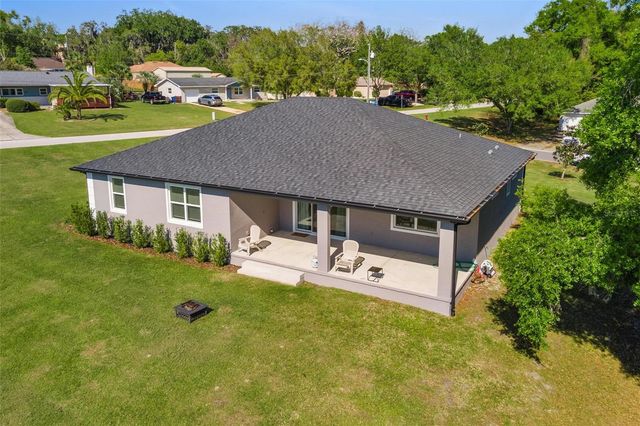 415 N DIXIE DRIVE, Howey In The Hills, FL 34737