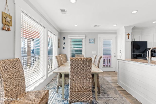 1011 Ocean Boulevard W, Supply, NC 28462