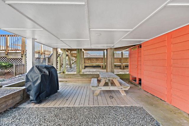 1011 Ocean Boulevard W, Supply, NC 28462