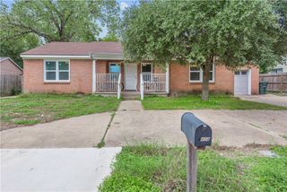 3404 Cavitt Avenue, Bryan, TX 77801