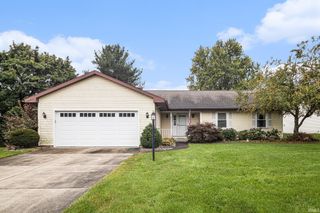 12170 Fields Farm Court, Granger, IN 46530