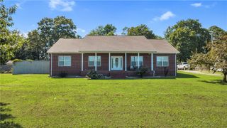 875 James Place, West Fork, AR 72774