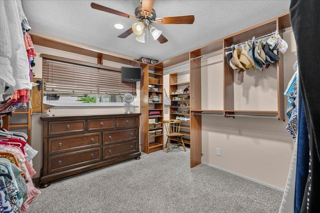 6192 N Fruit Avenue, Fresno, CA 93711
