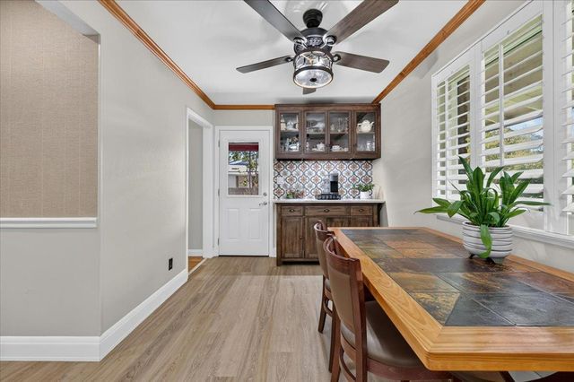 6192 N Fruit Avenue, Fresno, CA 93711