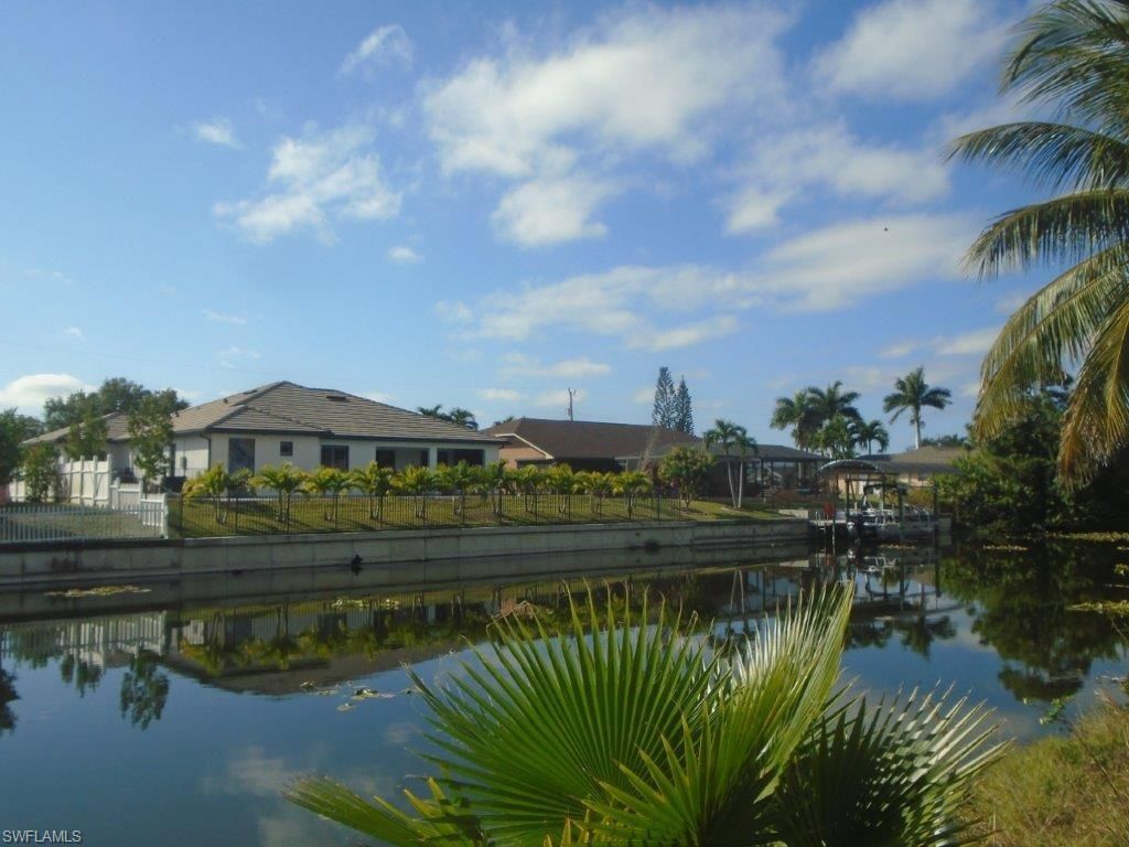2304 NE 23rd PL, CAPE CORAL, FL 33909 — photo 4