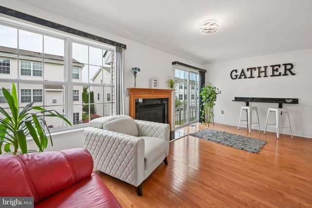 1007 MOORE RD, West Deptford, NJ 08086