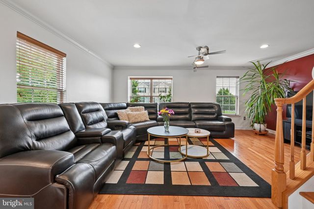 1007 MOORE RD, West Deptford, NJ 08086
