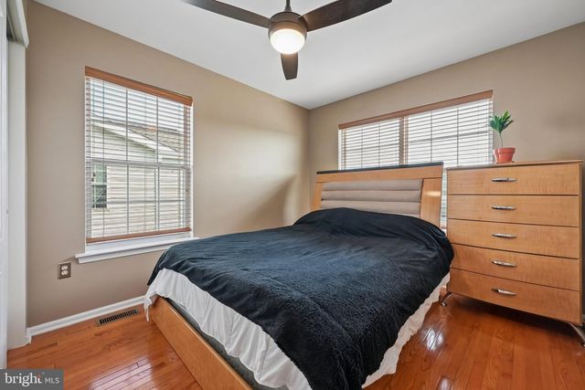 1007 MOORE RD, West Deptford, NJ 08086
