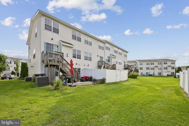 1007 MOORE RD, West Deptford, NJ 08086