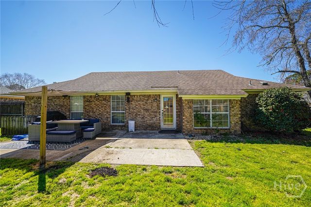 66 Egrets Nest Lane W, Richmond Hill, GA 31324