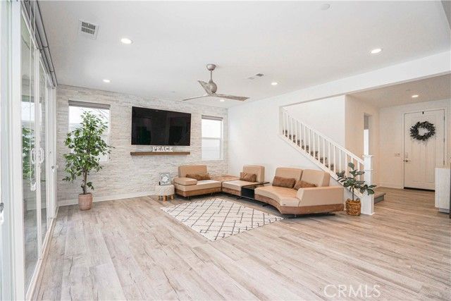 4128 Pompia, Corona, CA 92883