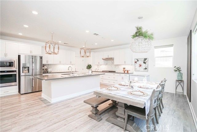 4128 Pompia, Corona, CA 92883