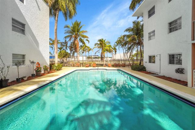 4325 NW South Tamiami Canal Dr 306, Miami, FL 33126