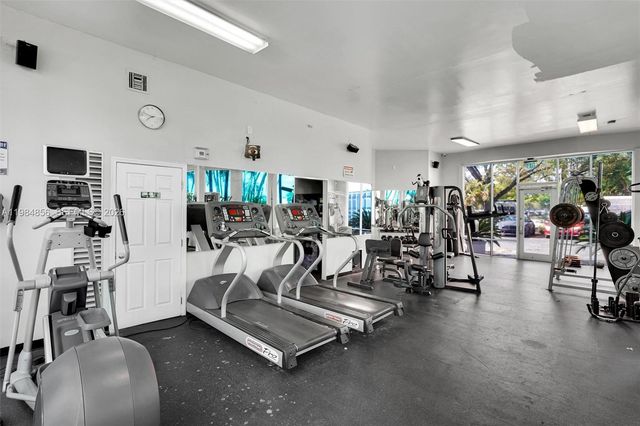 4325 NW South Tamiami Canal Dr 306, Miami, FL 33126