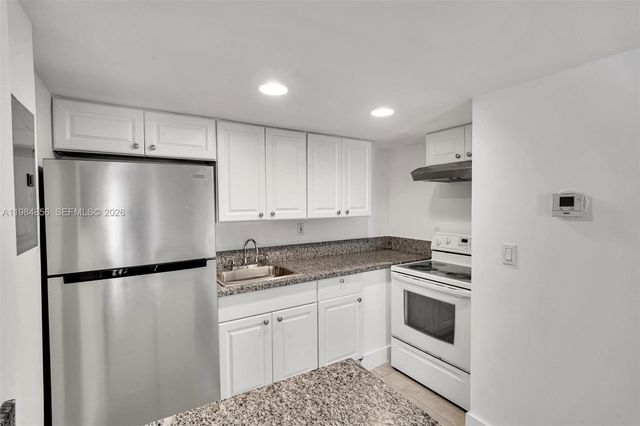 4325 NW South Tamiami Canal Dr 306, Miami, FL 33126