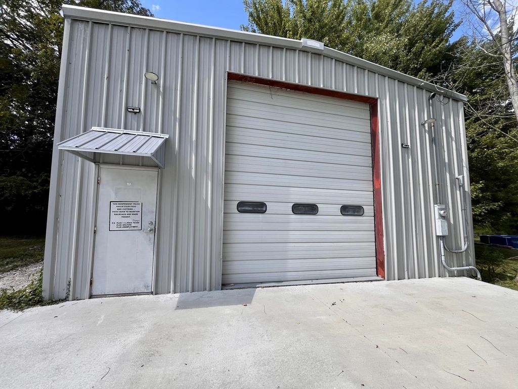 113 Christmas Ridge Road, Berea, KY 40403