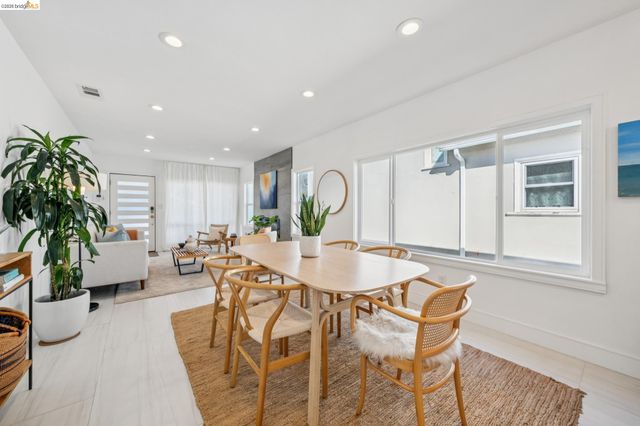 1646 Ashby Ave, Berkeley, CA 94703